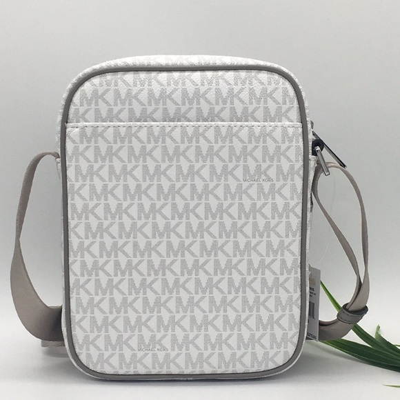 MICHAEL KORS MD FLIGHT CROSSBODY Bag BRIGHT WHITE - Picture 2 of 8